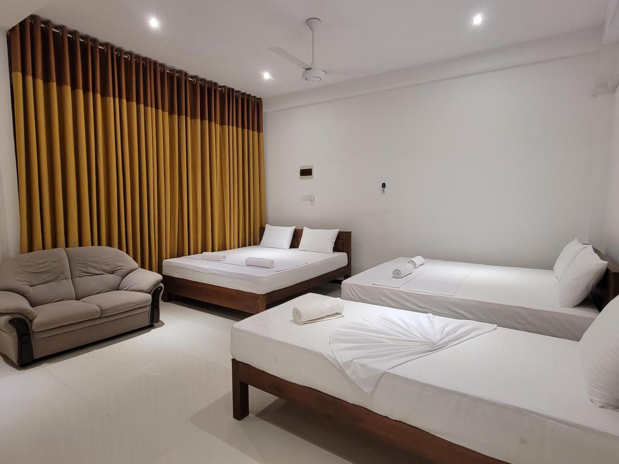 Jami River Side Hotel & Yala Safari Place Tissamaharama Bagian luar foto