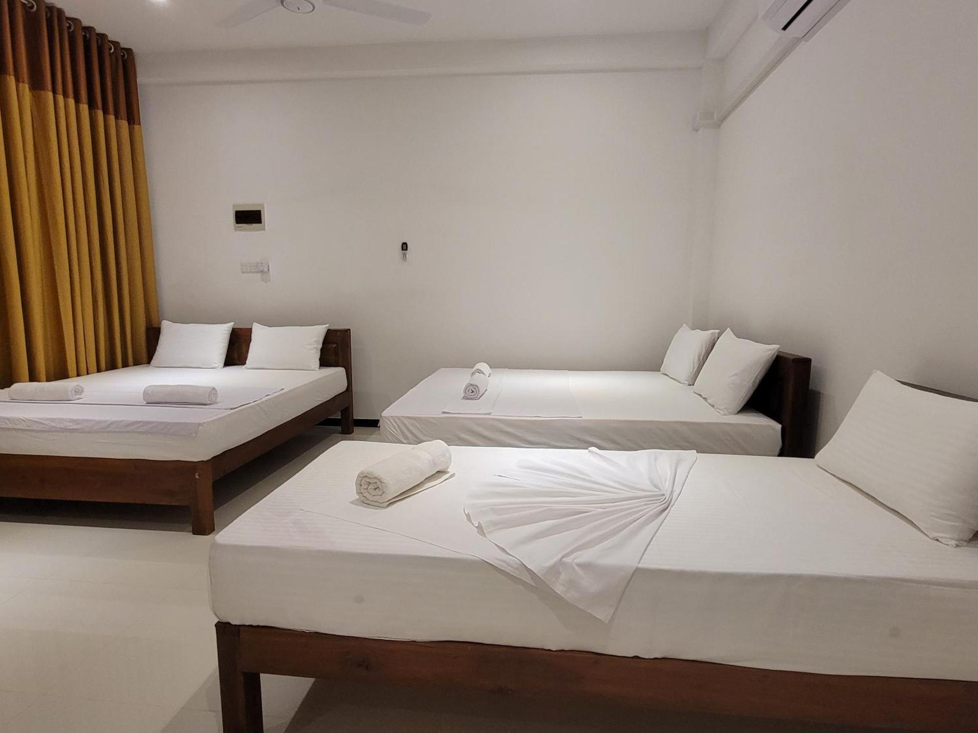 Jami River Side Hotel & Yala Safari Place Tissamaharama Bagian luar foto